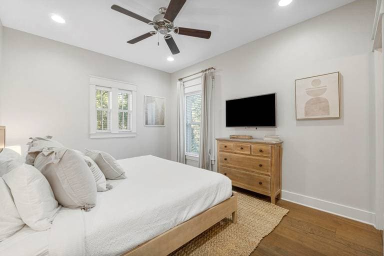 Shore Thing Residence - Image 21