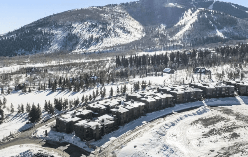 Ridgeline Oasis Place - Image 34