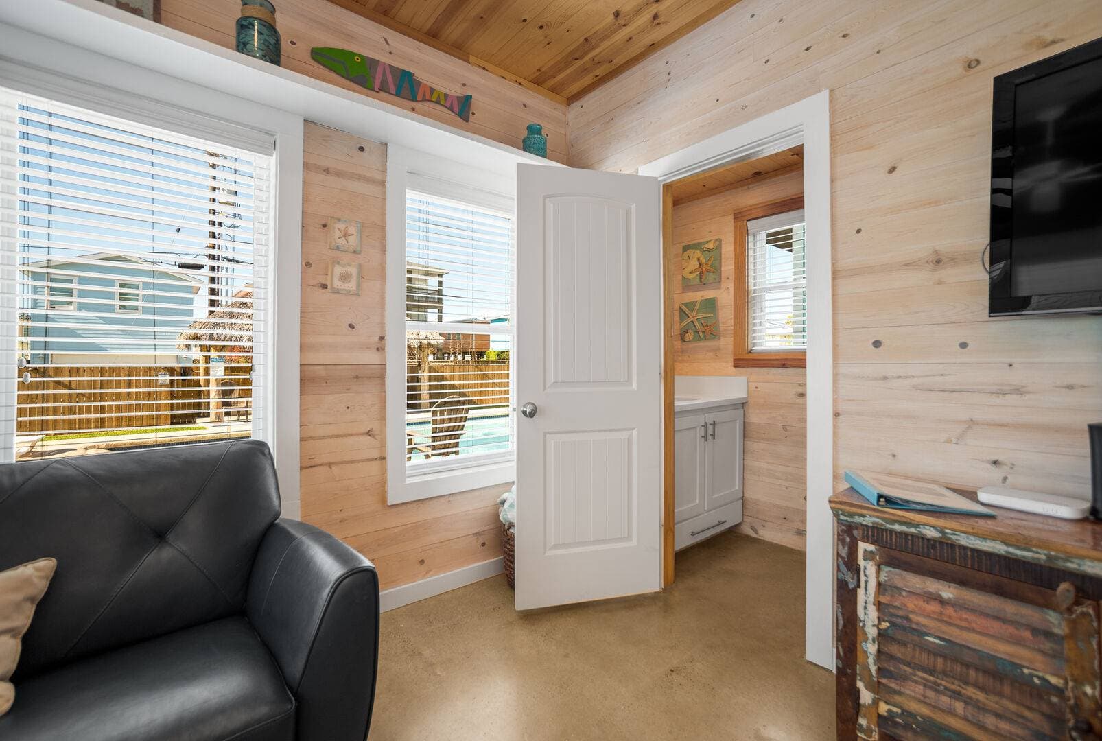 Island Time Cottage - Image 6