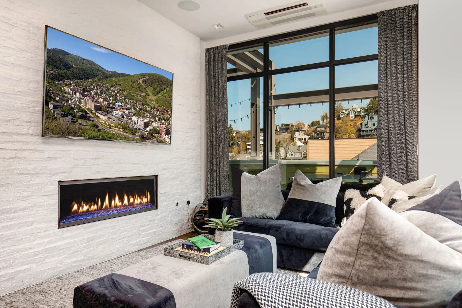 Parkite Penthouse - Image 48