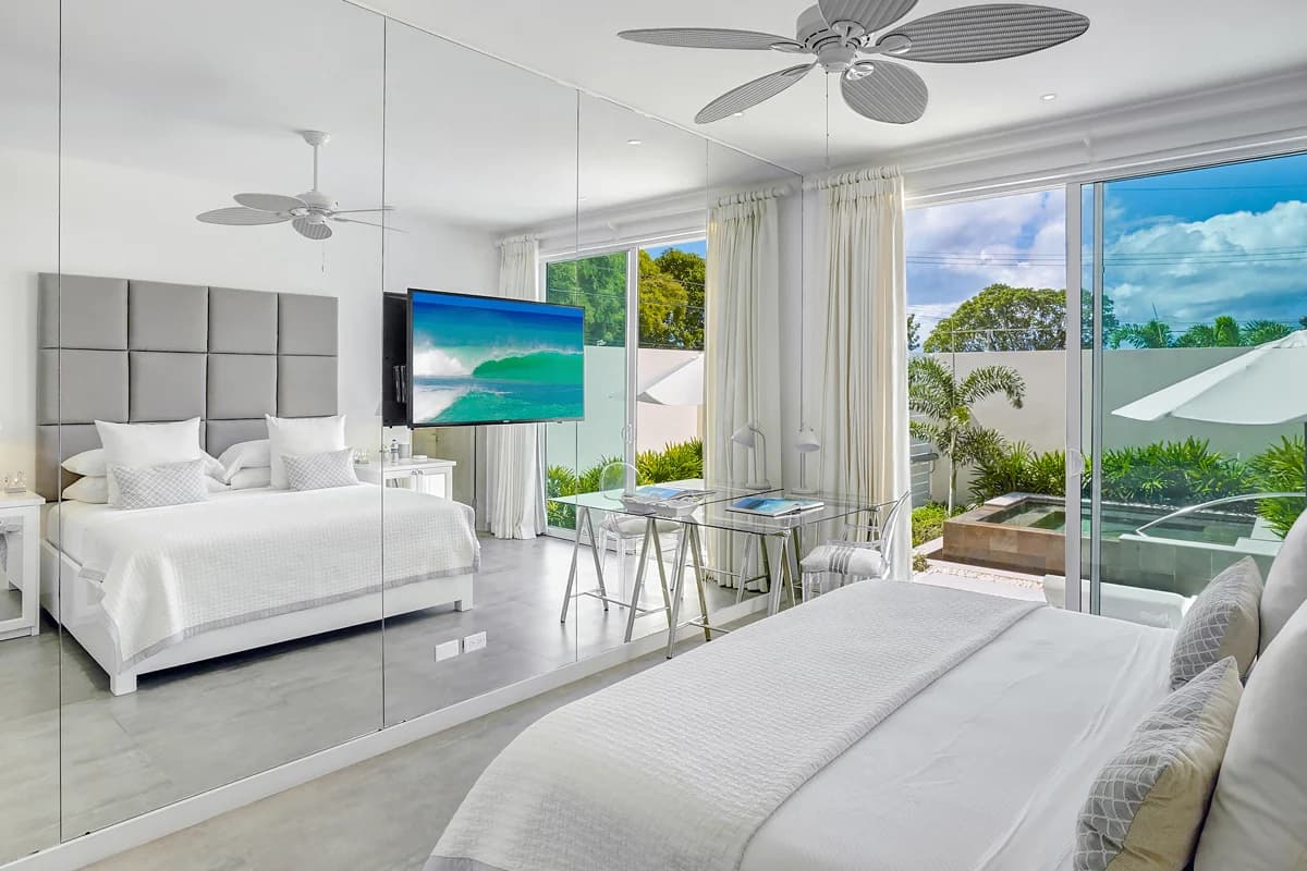 Footprints North - Image 6