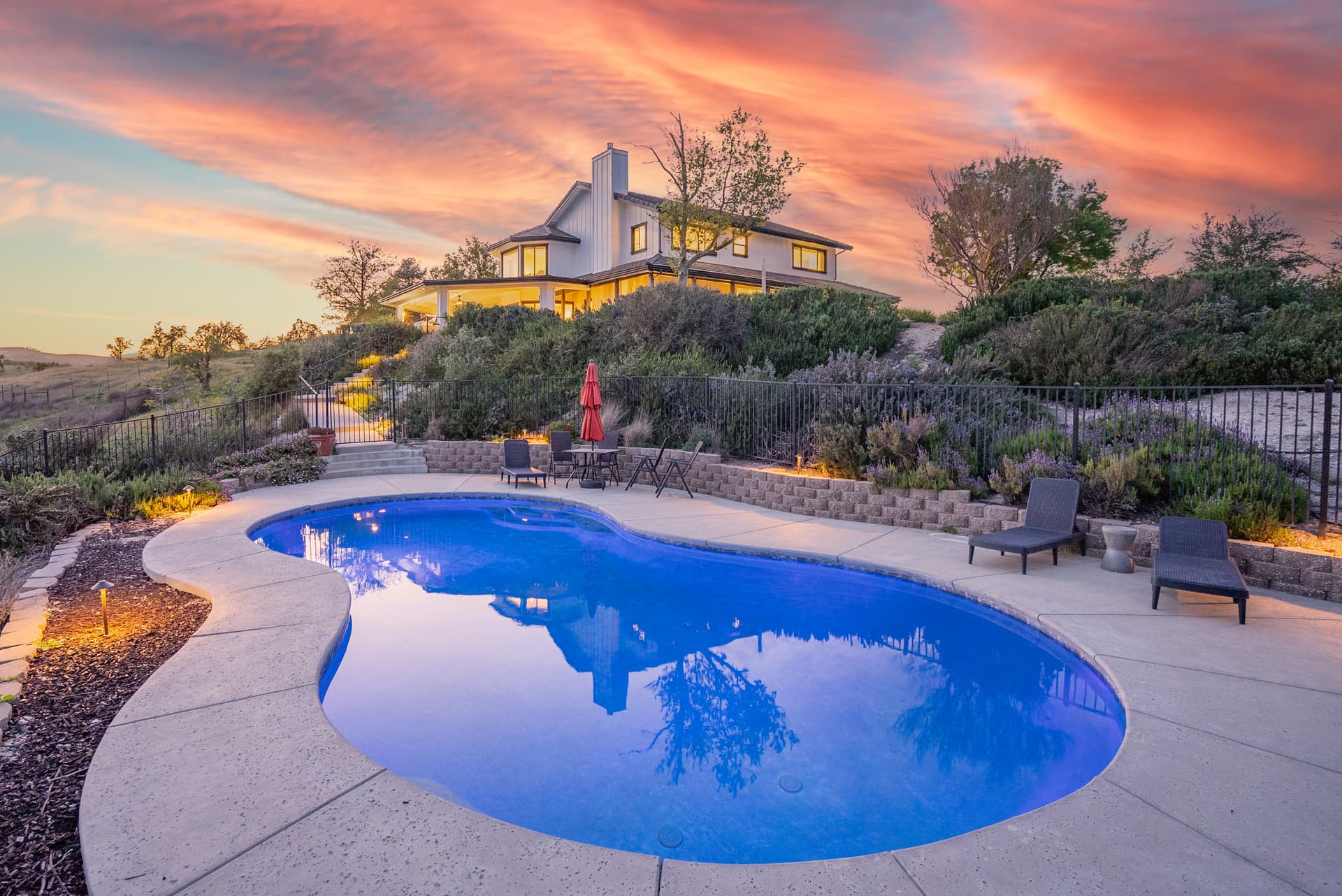 Mira Vista Manor - Image 42