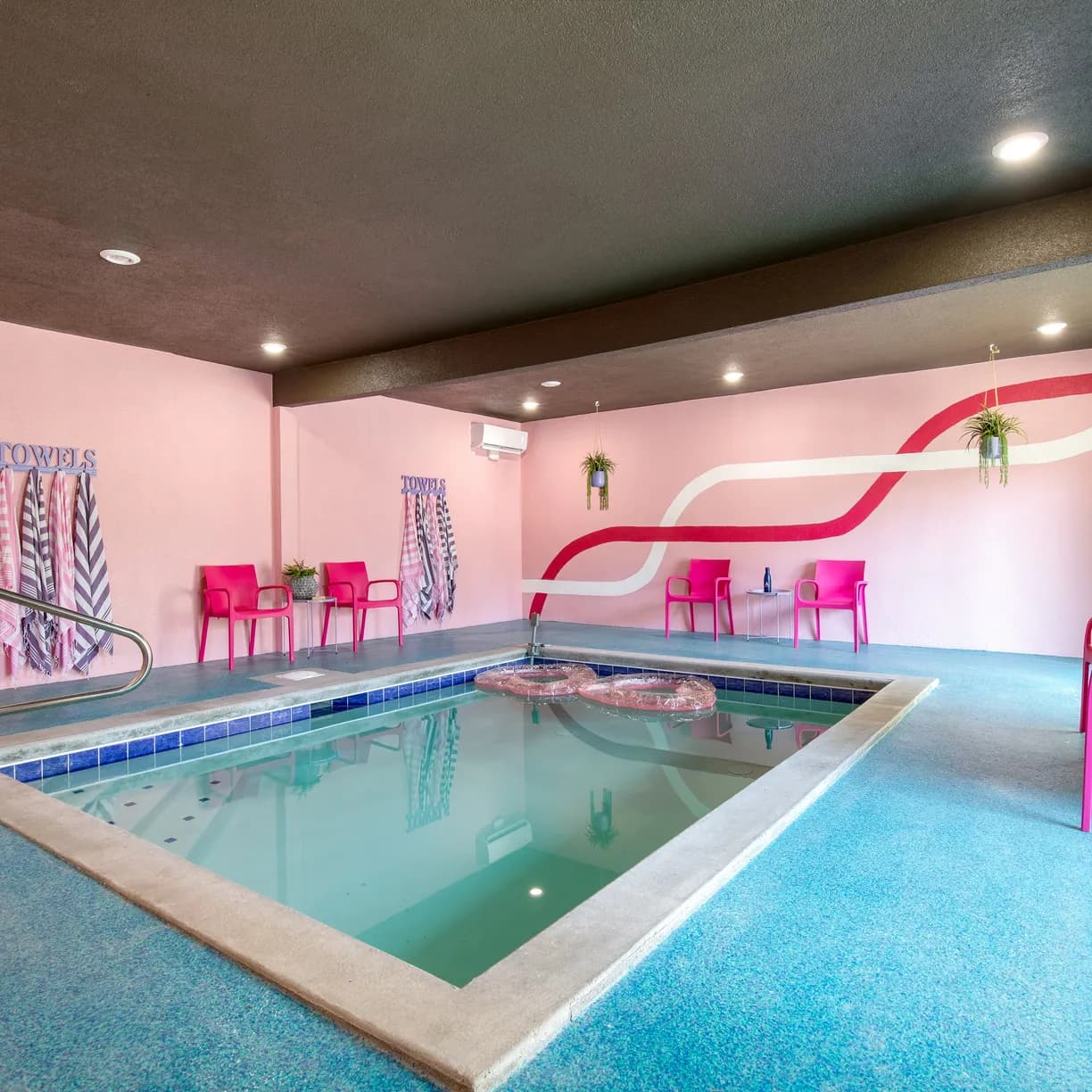 Pink Pines Place - Image 1