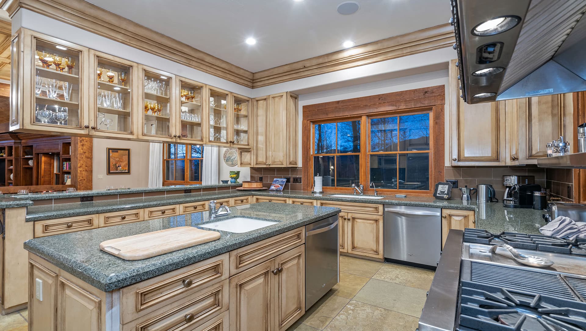 Country Club Estate - Image 8