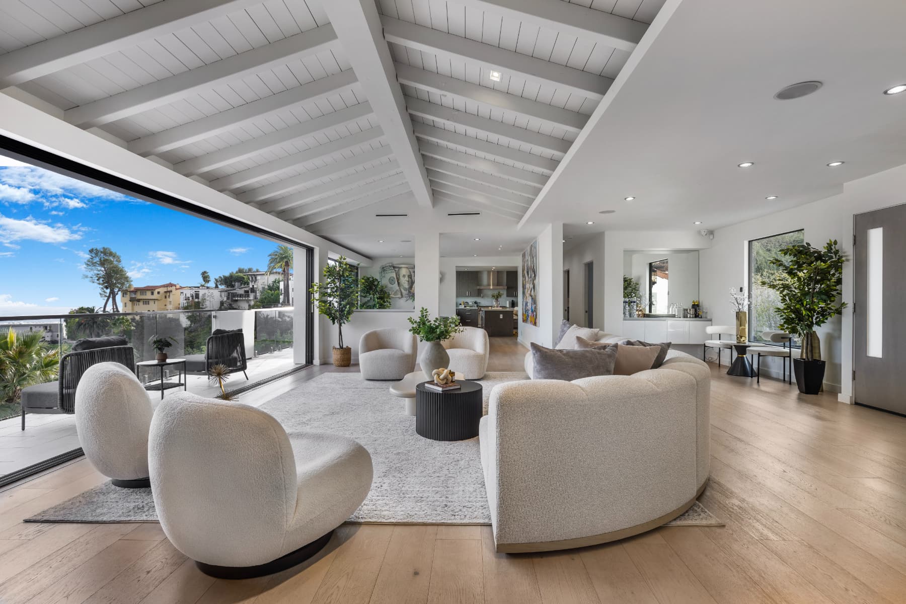 Maravilla House - Image 7