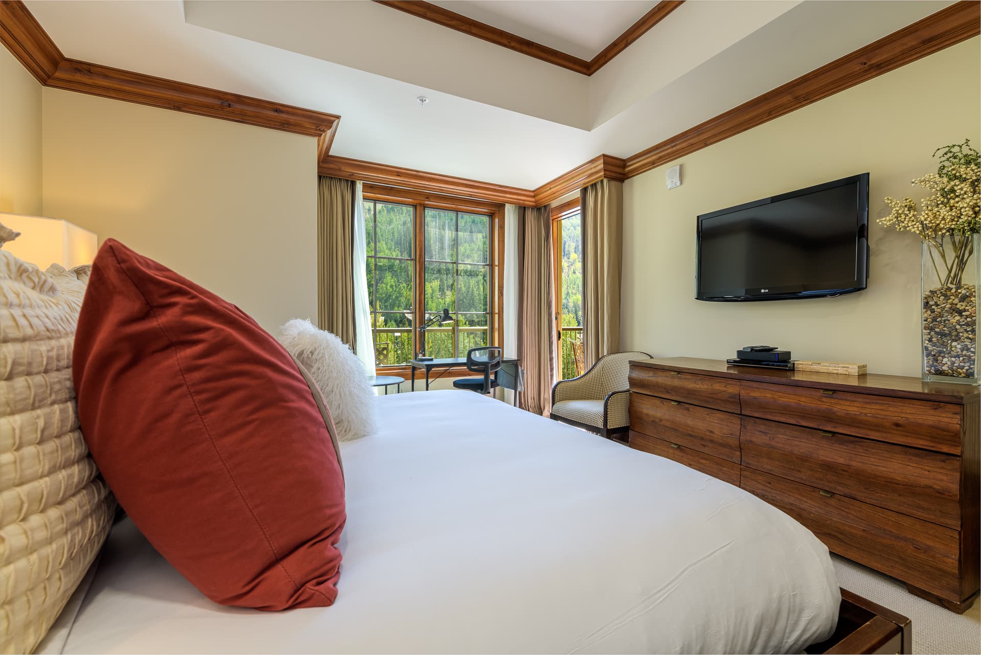 Vista Bahn at the Ritz-Carlton - Image 8