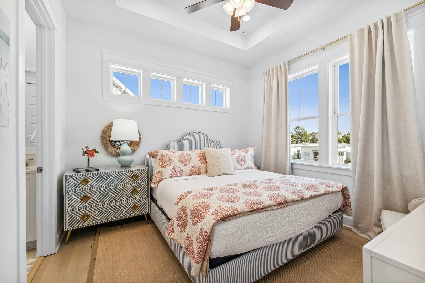 Sea-in is Believin - Image 11