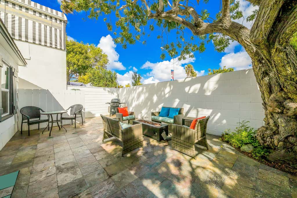 Retreat Compound - Image 2