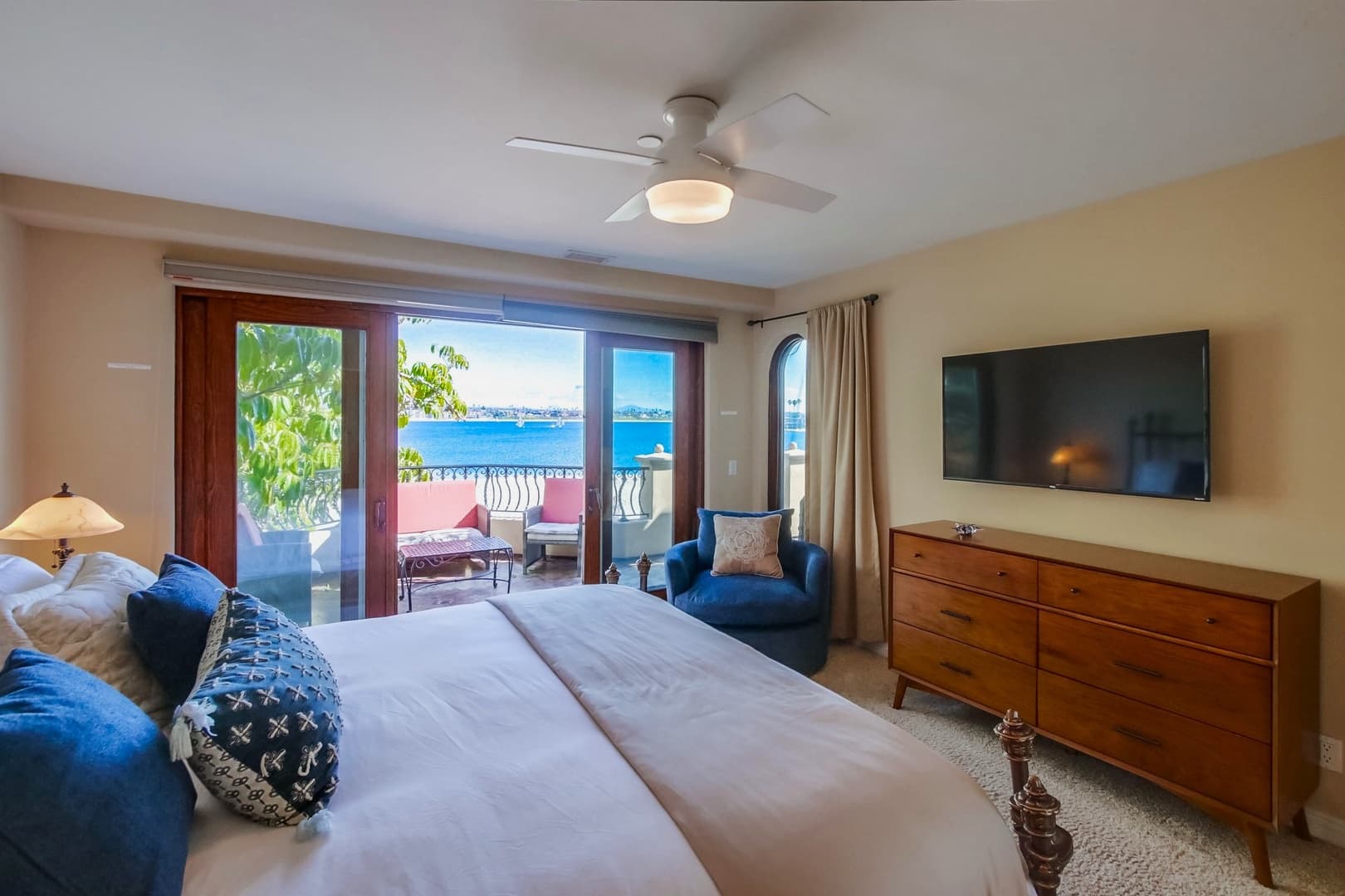 Italia House - Image 8