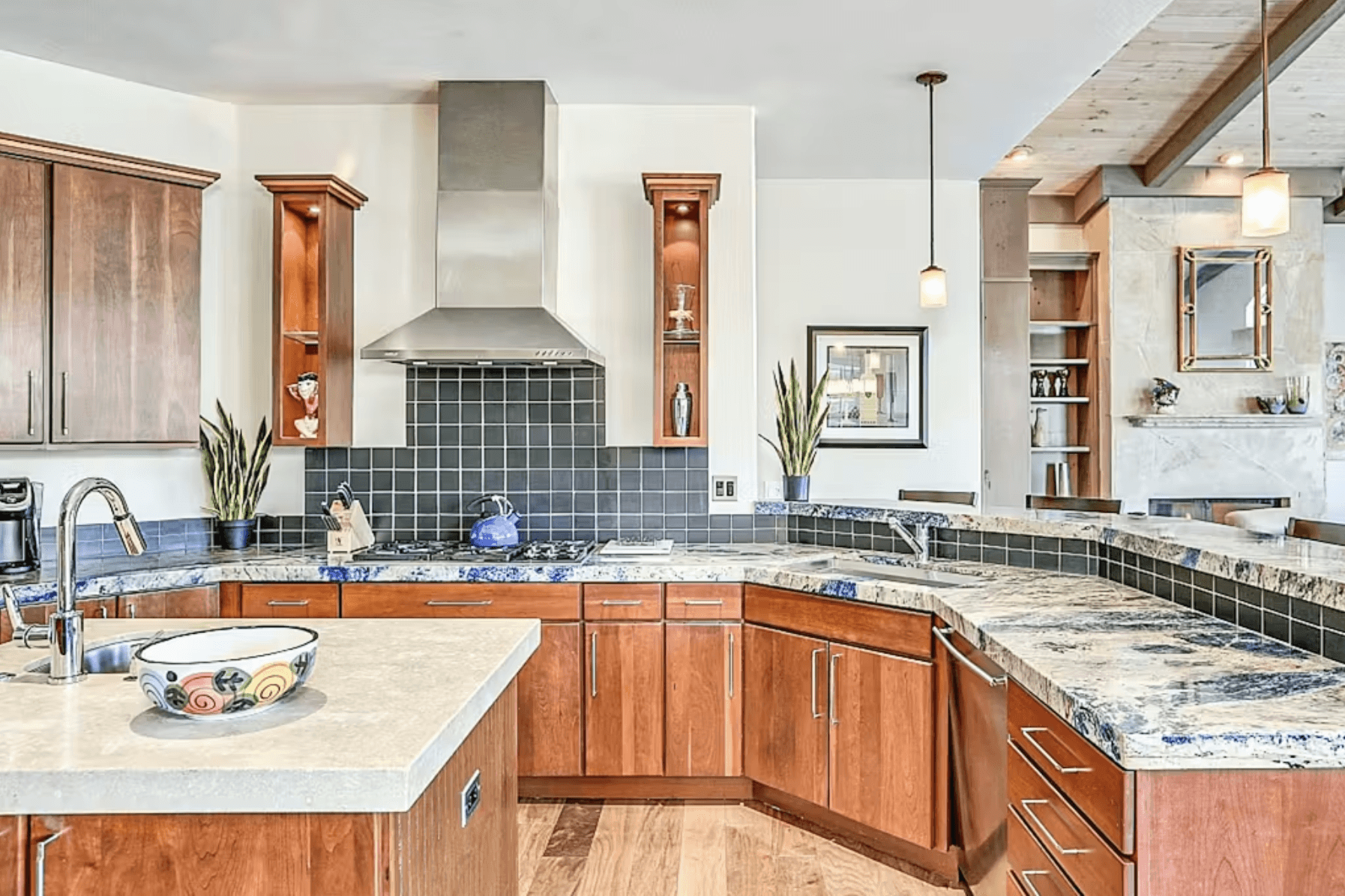 Indulgent Escape House - Image 11