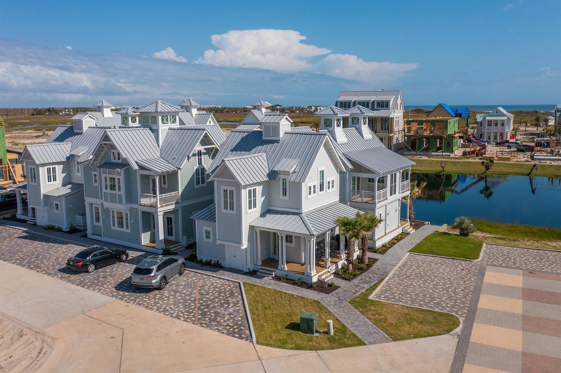 Isle of Dogs - Image 24