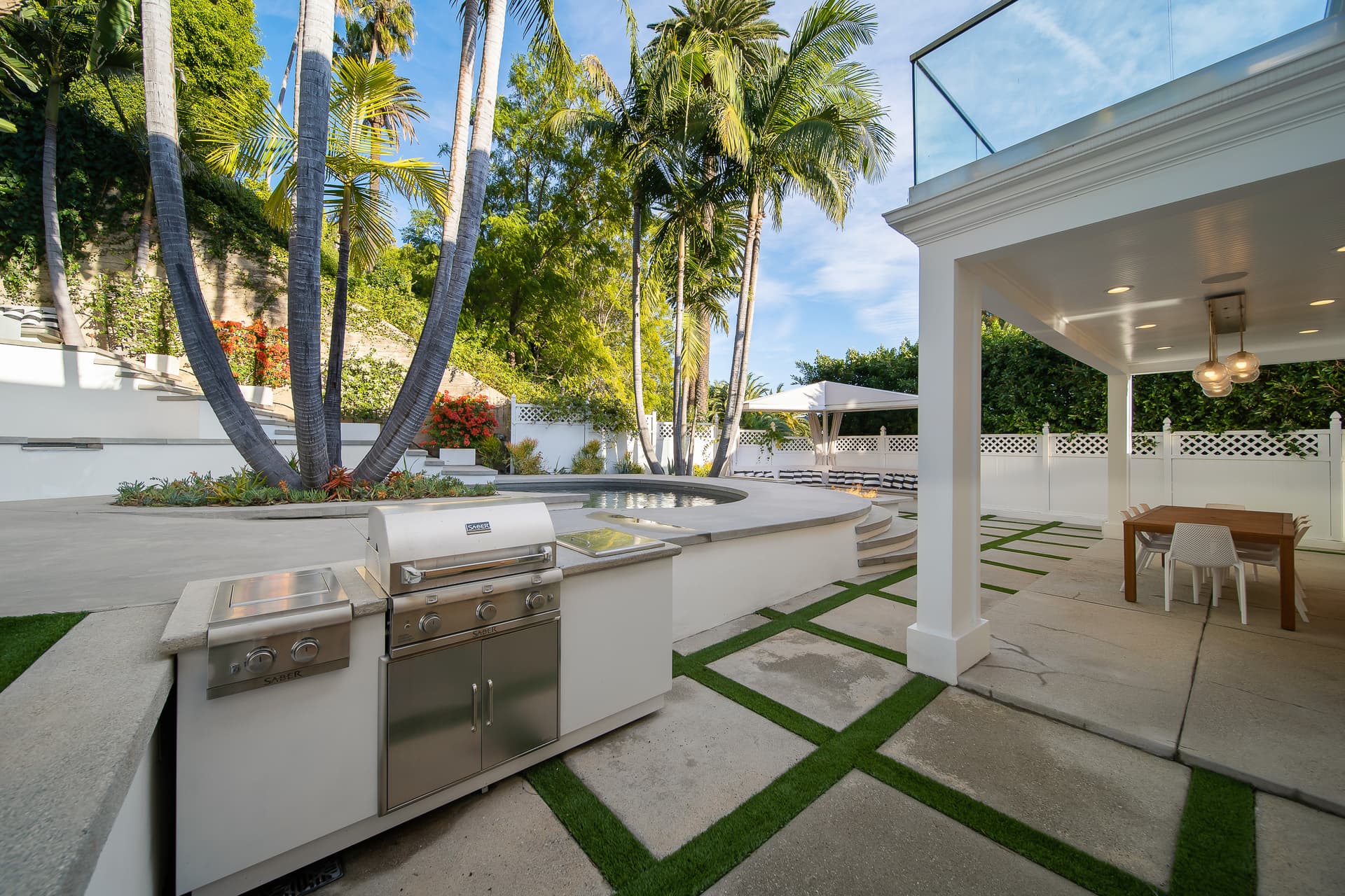 London Villa - Image 61