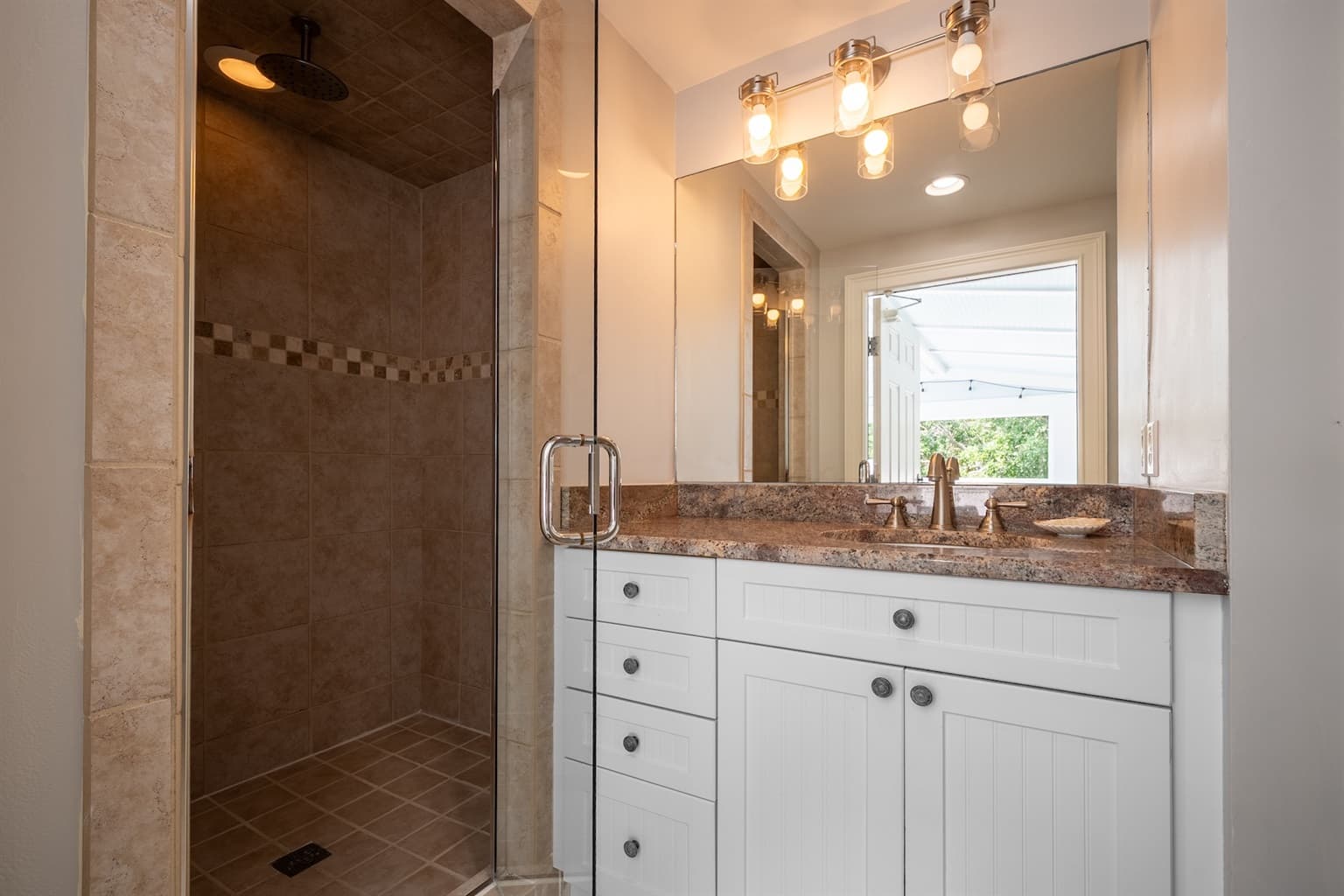 Beach Retreat - Image 40