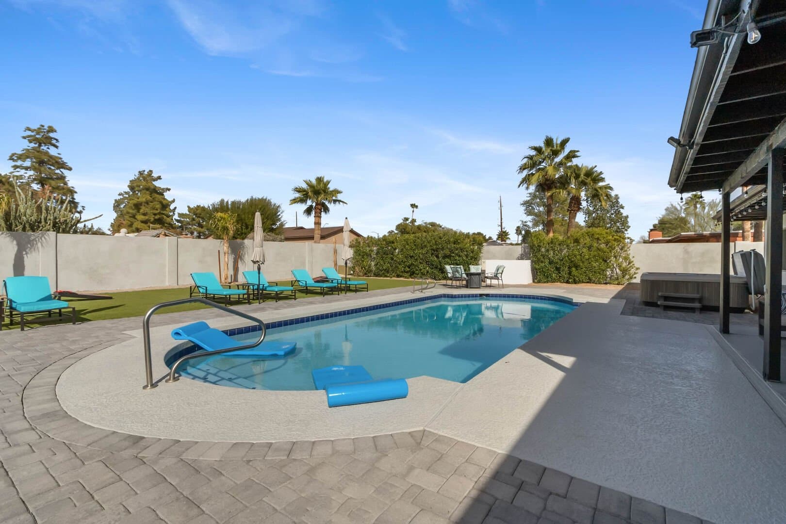 Day Dream - Image 41