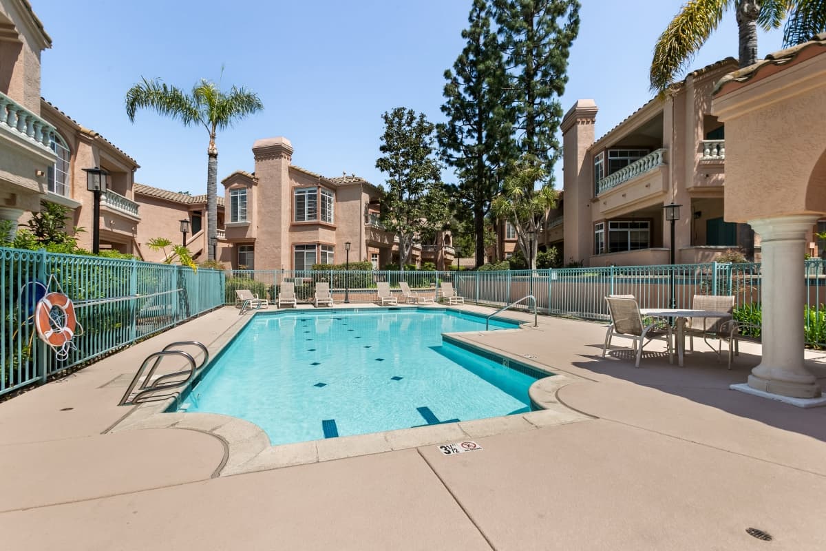 Cameo Coastal Living - Image 3