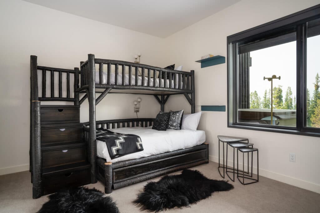 Treeline Place - Image 19