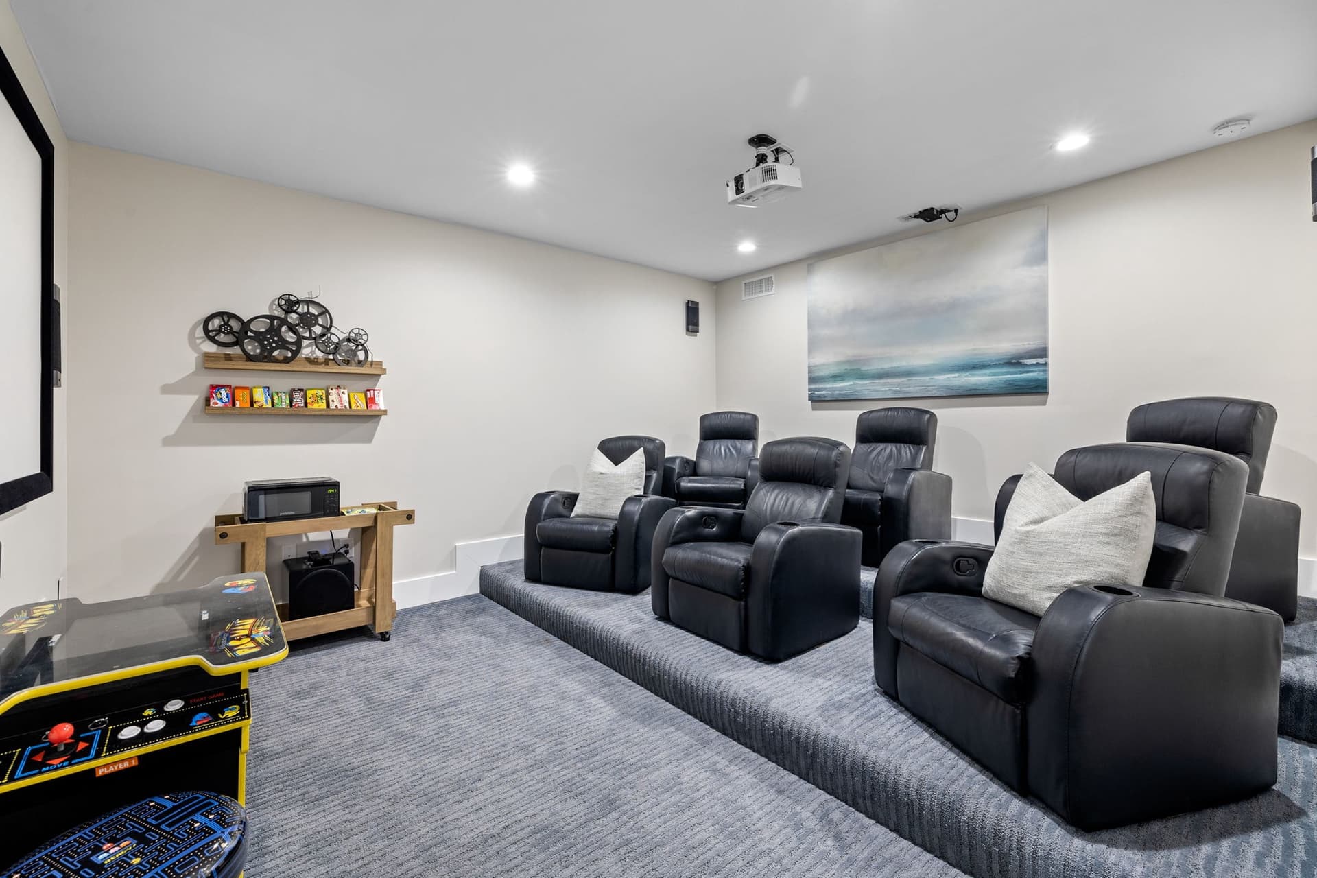 Beachside Haven - Image 31