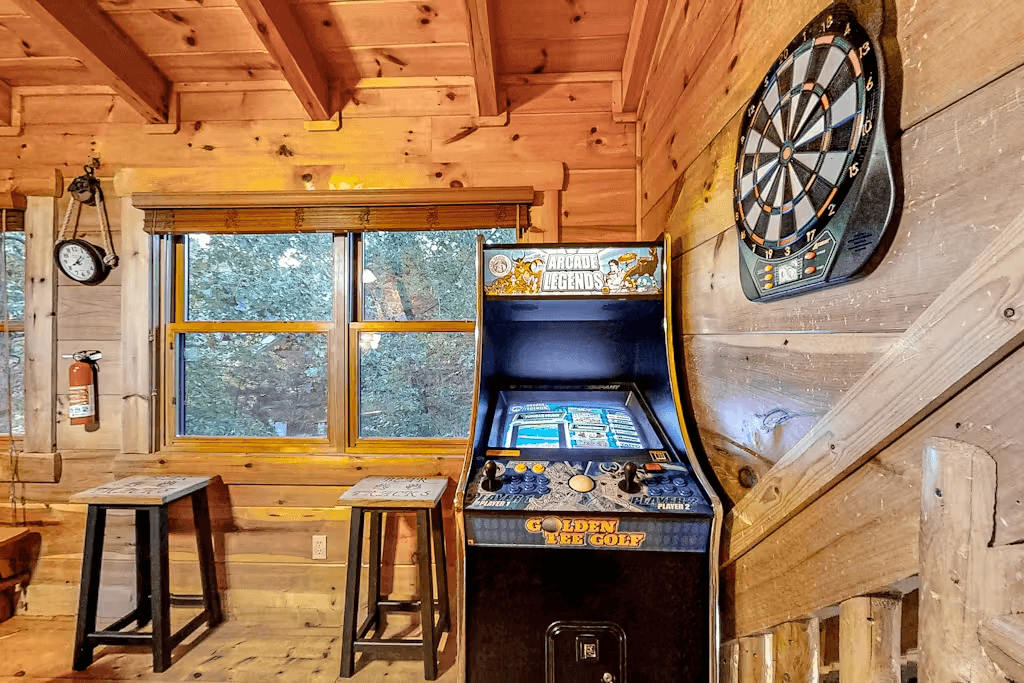 Bear Tracks - Image 26