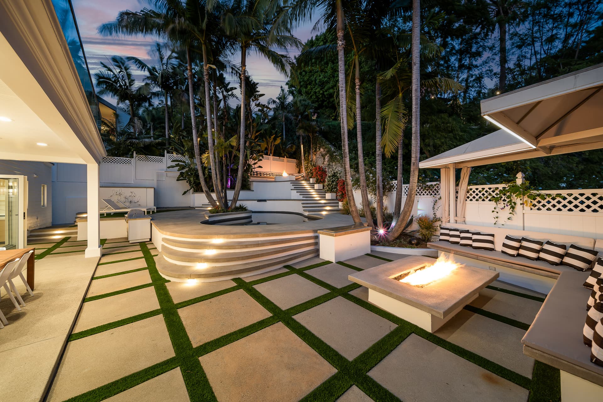 London Villa - Image 66