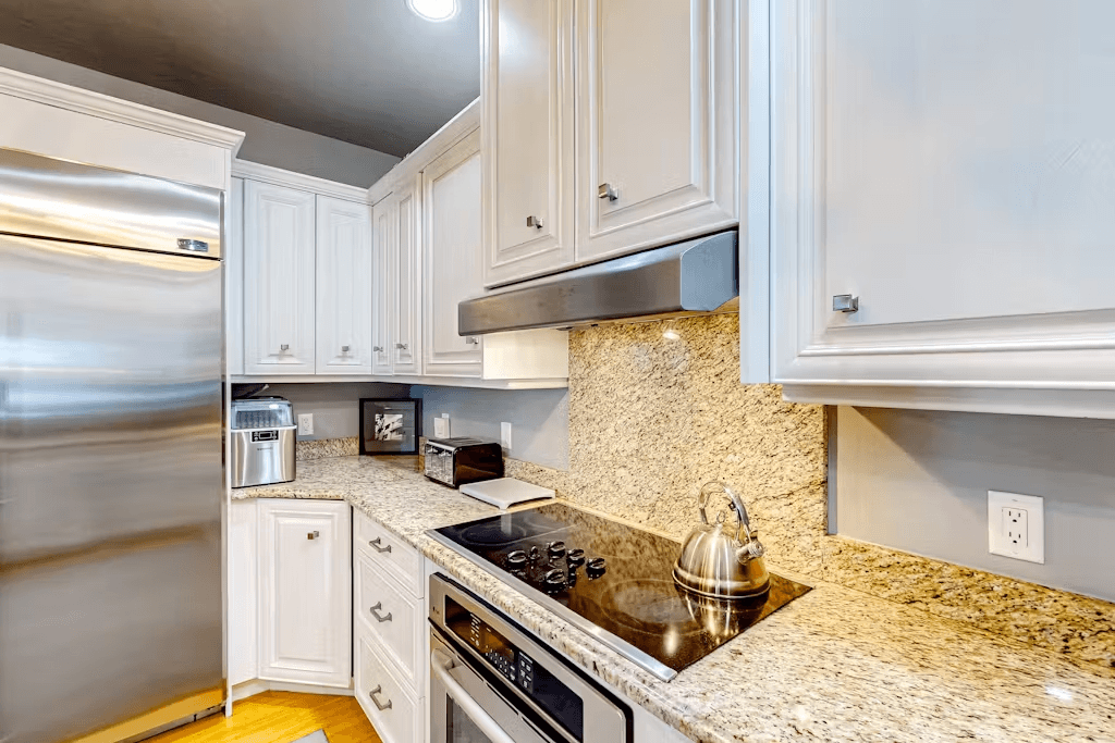 Belle Harbor Charm - Image 14