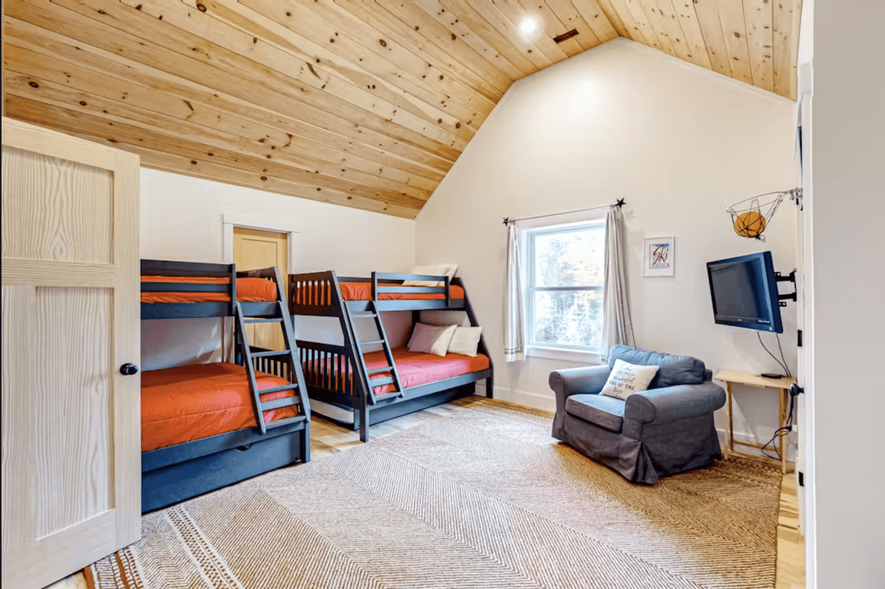 Ridgeview - Image 22