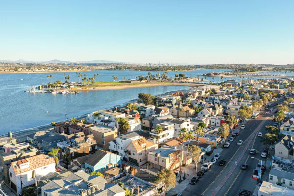 Sunset Paradise - Image 42