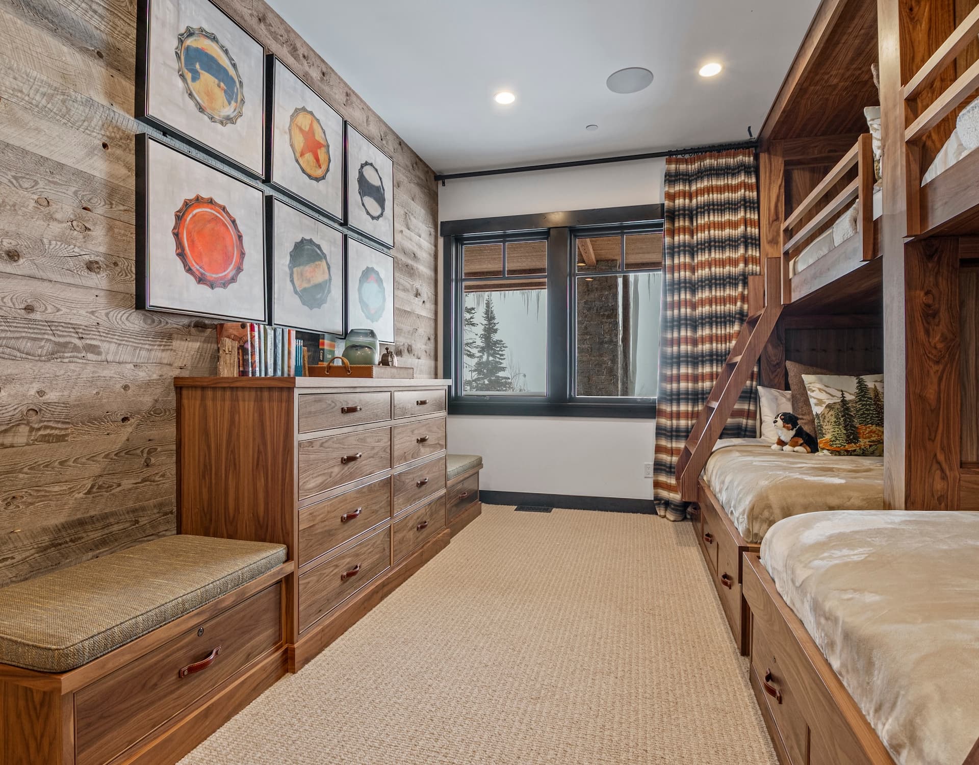 Silver Buck - Image 26