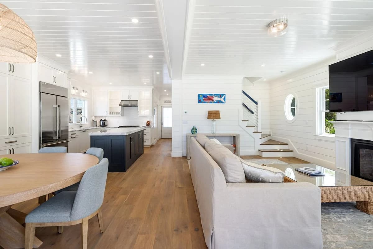 Mayflower Sands - Image 5