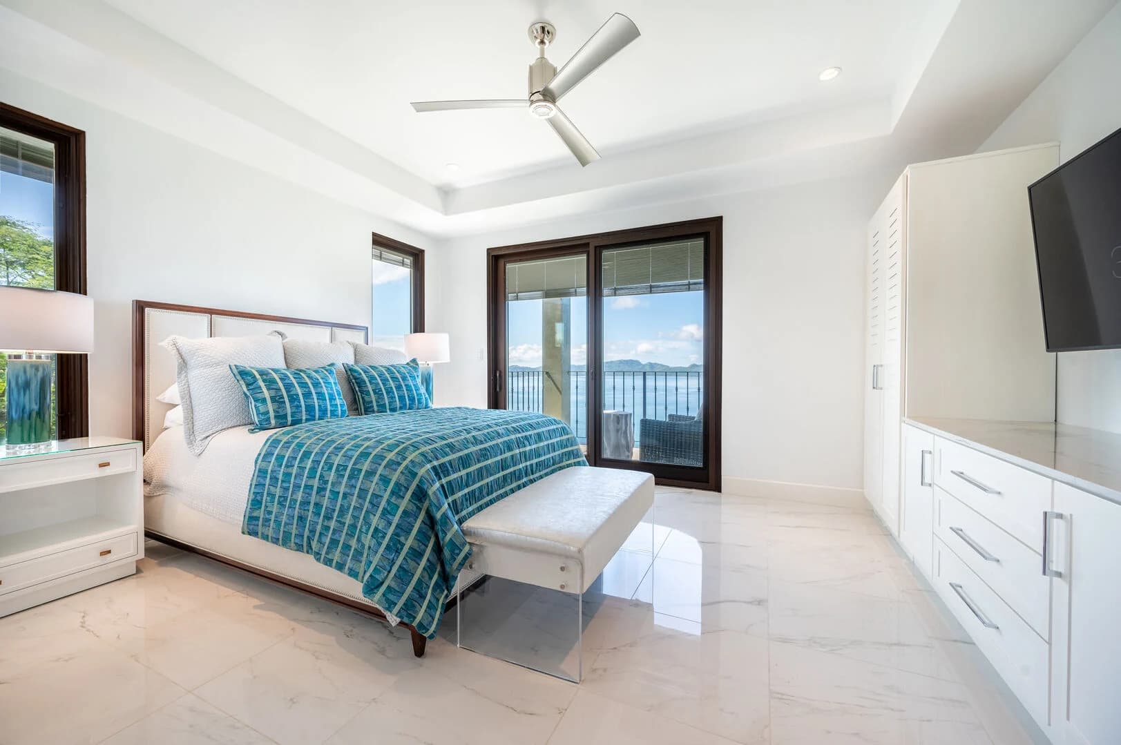 Splendor Penthouse #503 - Image 23