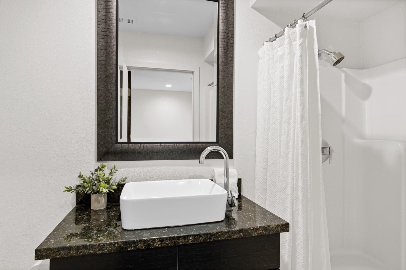 Endless Panorama - Image 35