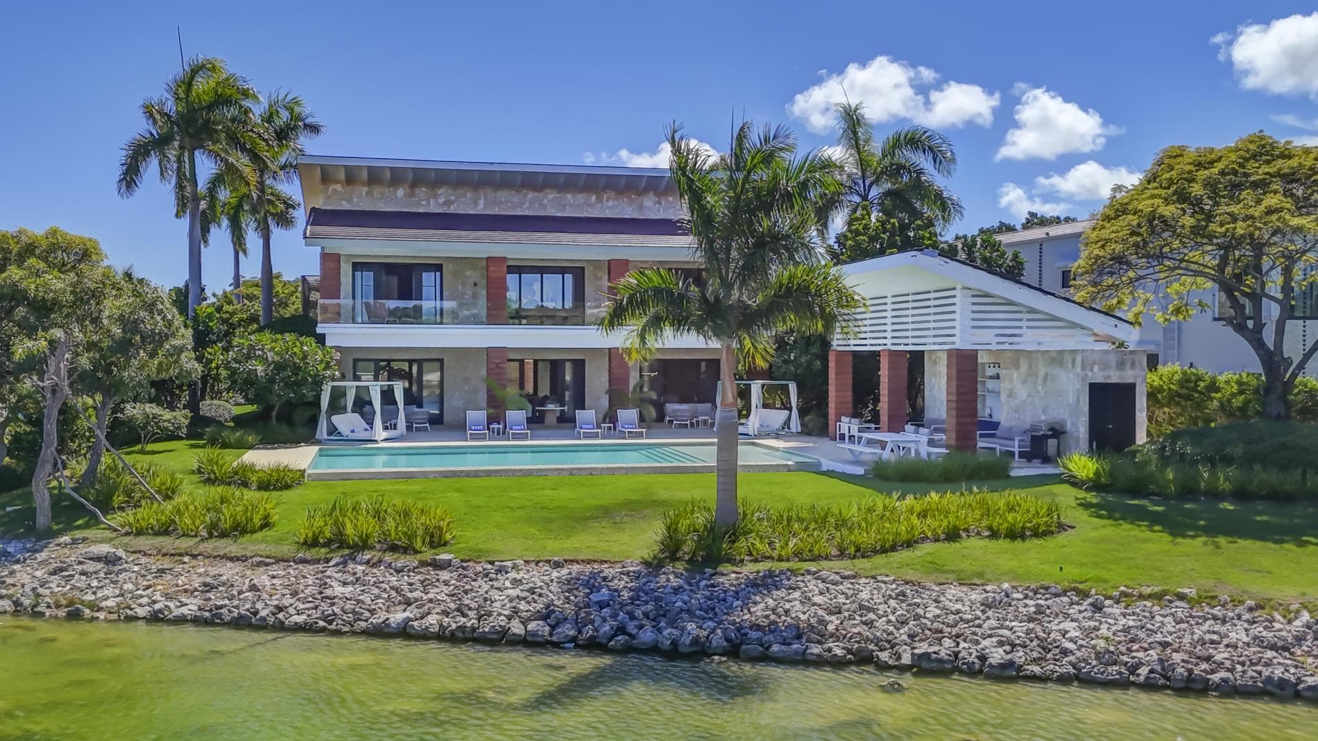 Hacienda Lakefront Villa #A39 - Image 39