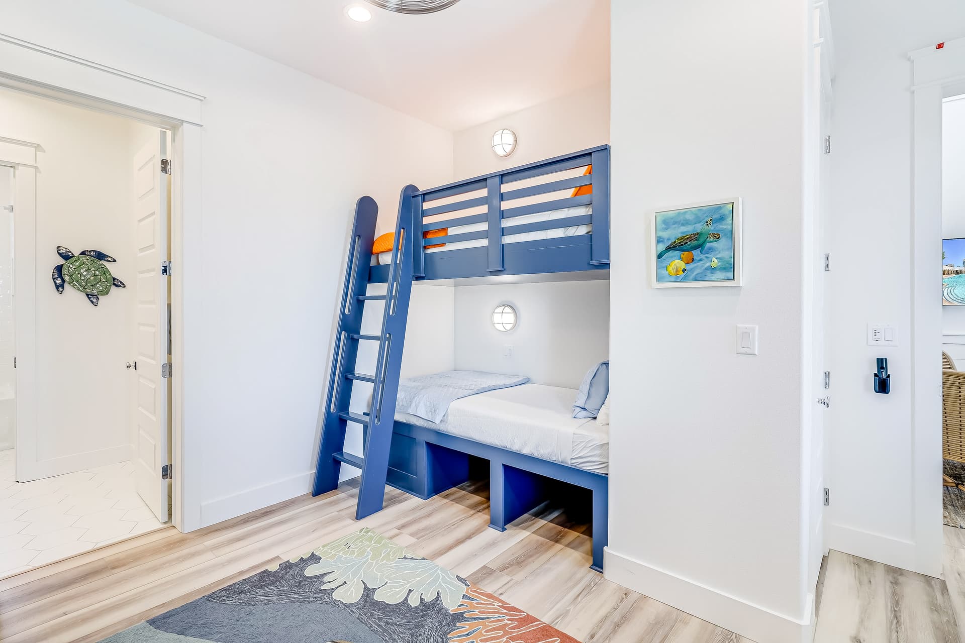 Cattail Castle - Image 31