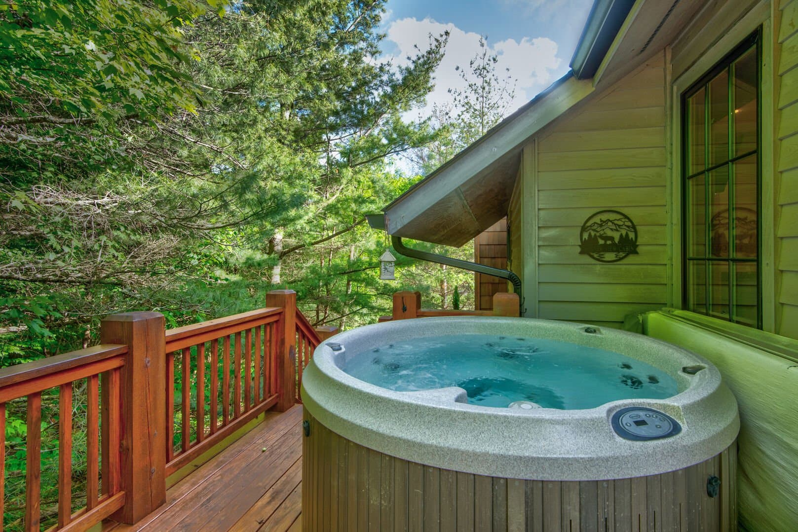 Banner View - Image 2