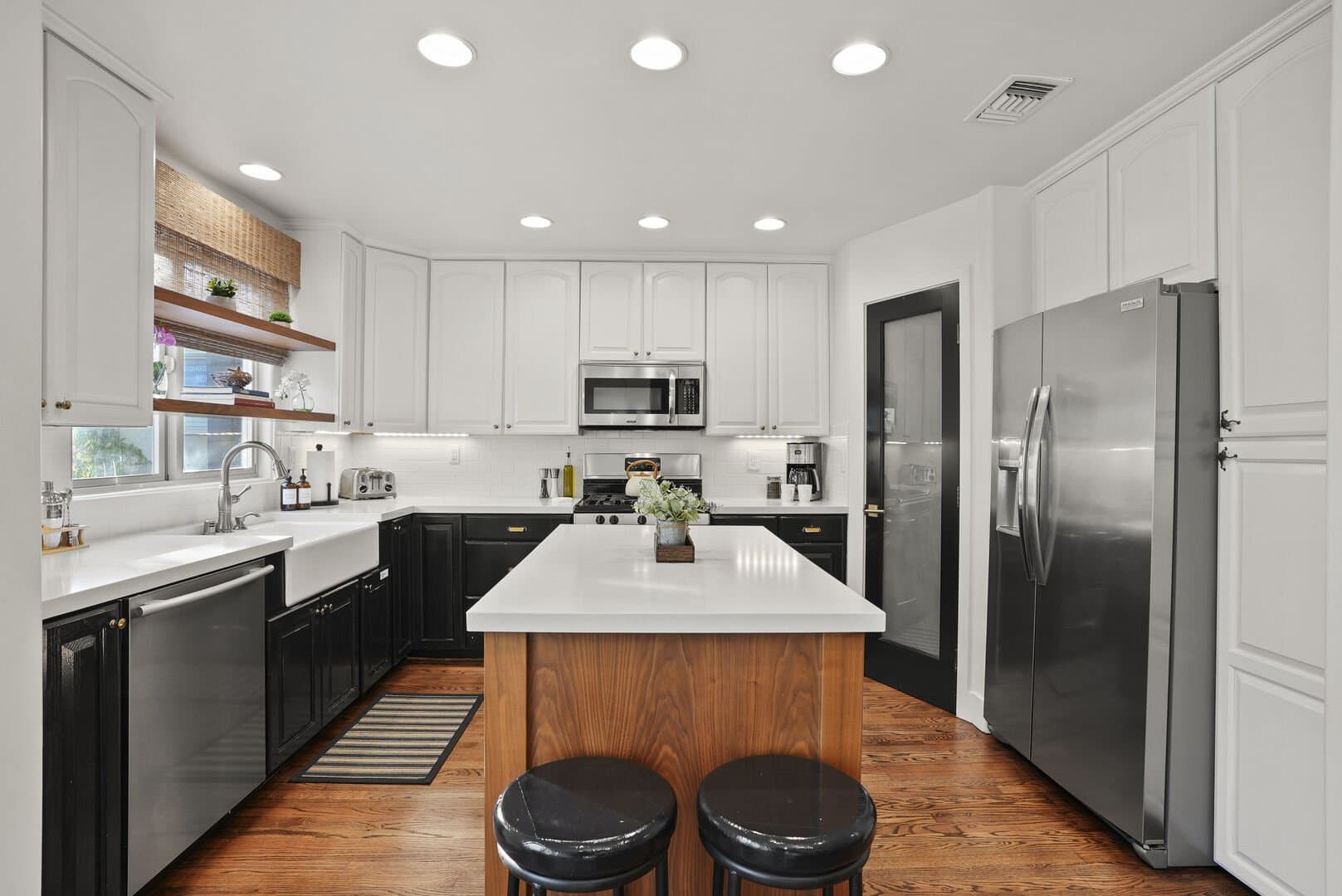 Village Vista - Image 5