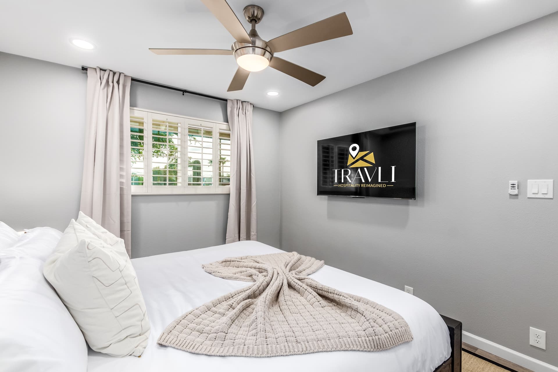 Monterey Retreat - Image 11