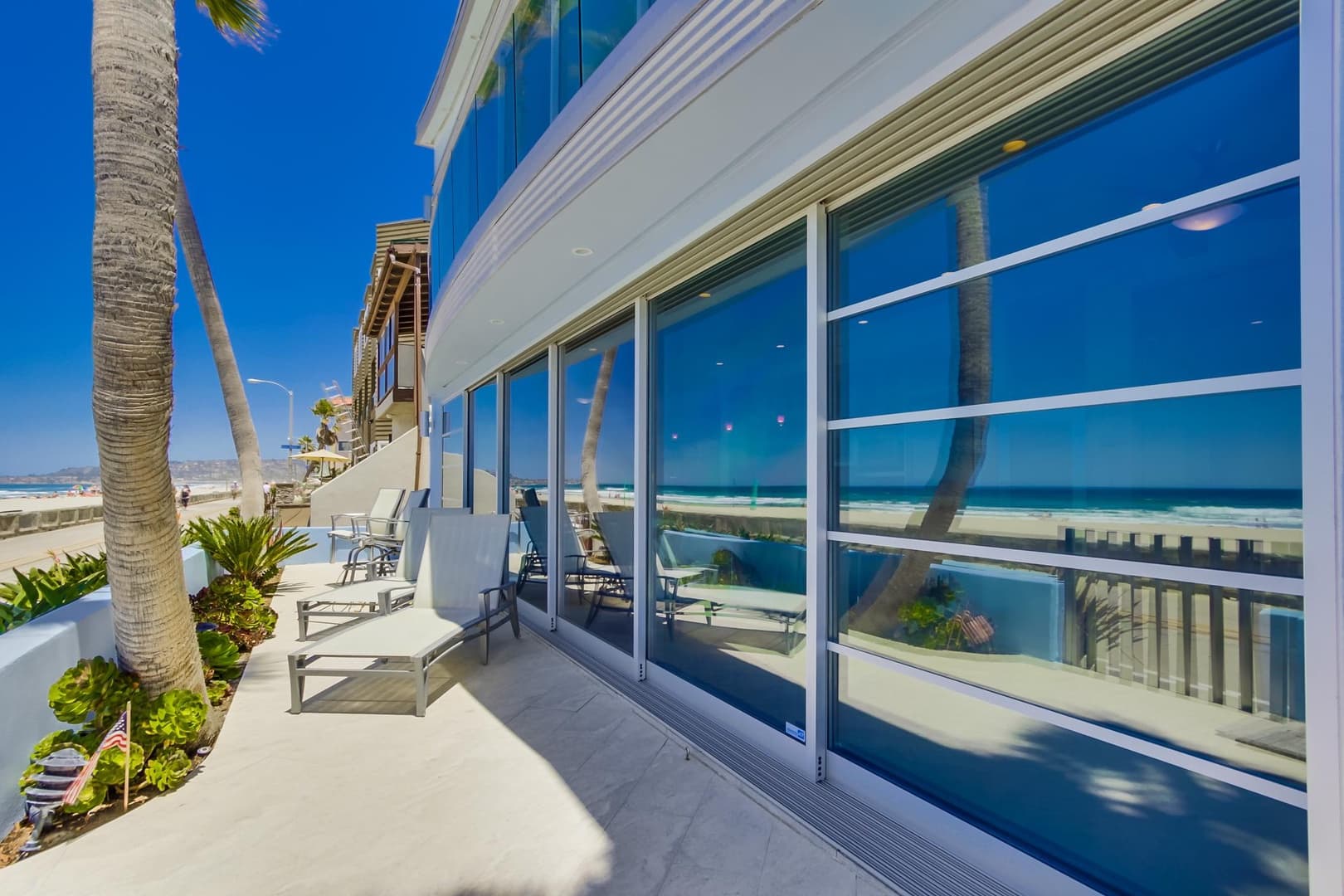 Liquid Blue Home - Image 23