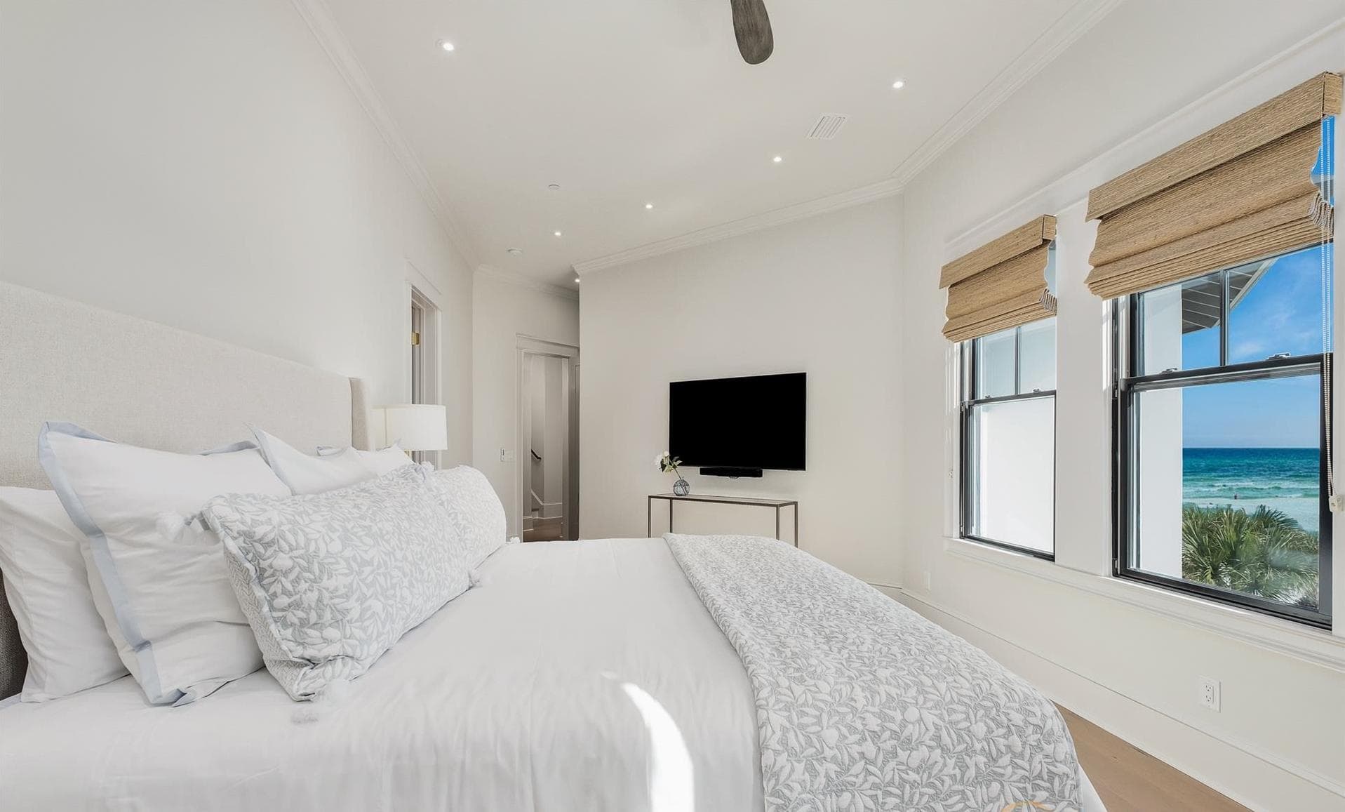 Seawalk Sanctuary - Image 57