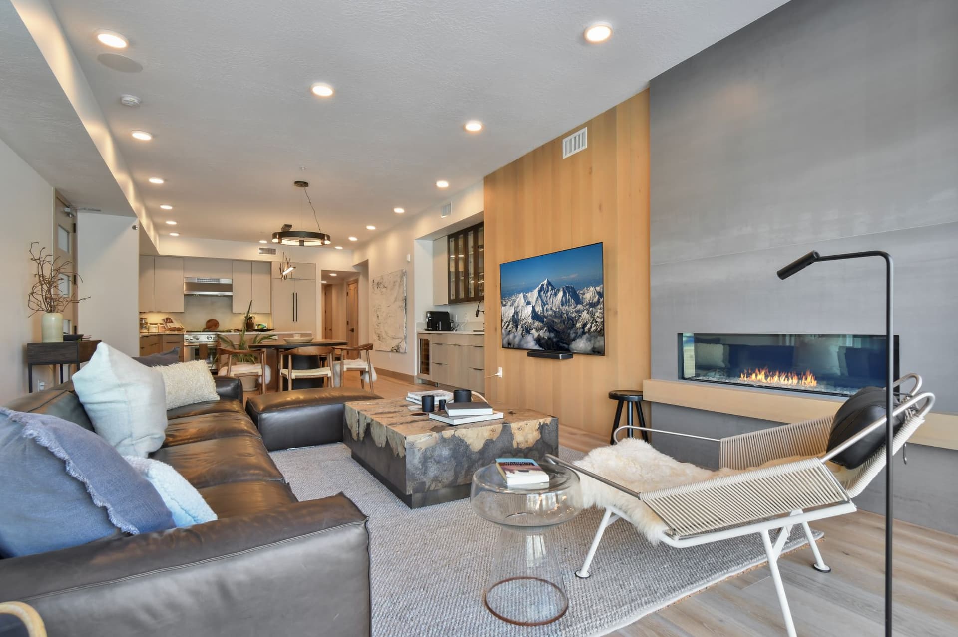 Kings Crown #102C - Image 8