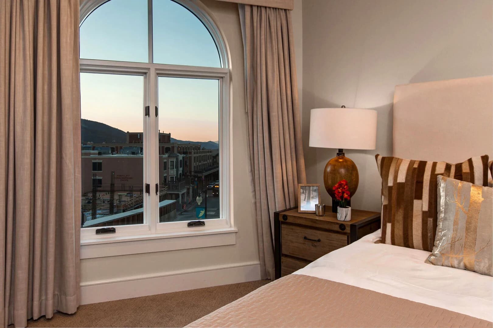 Sky Silver - Image 9