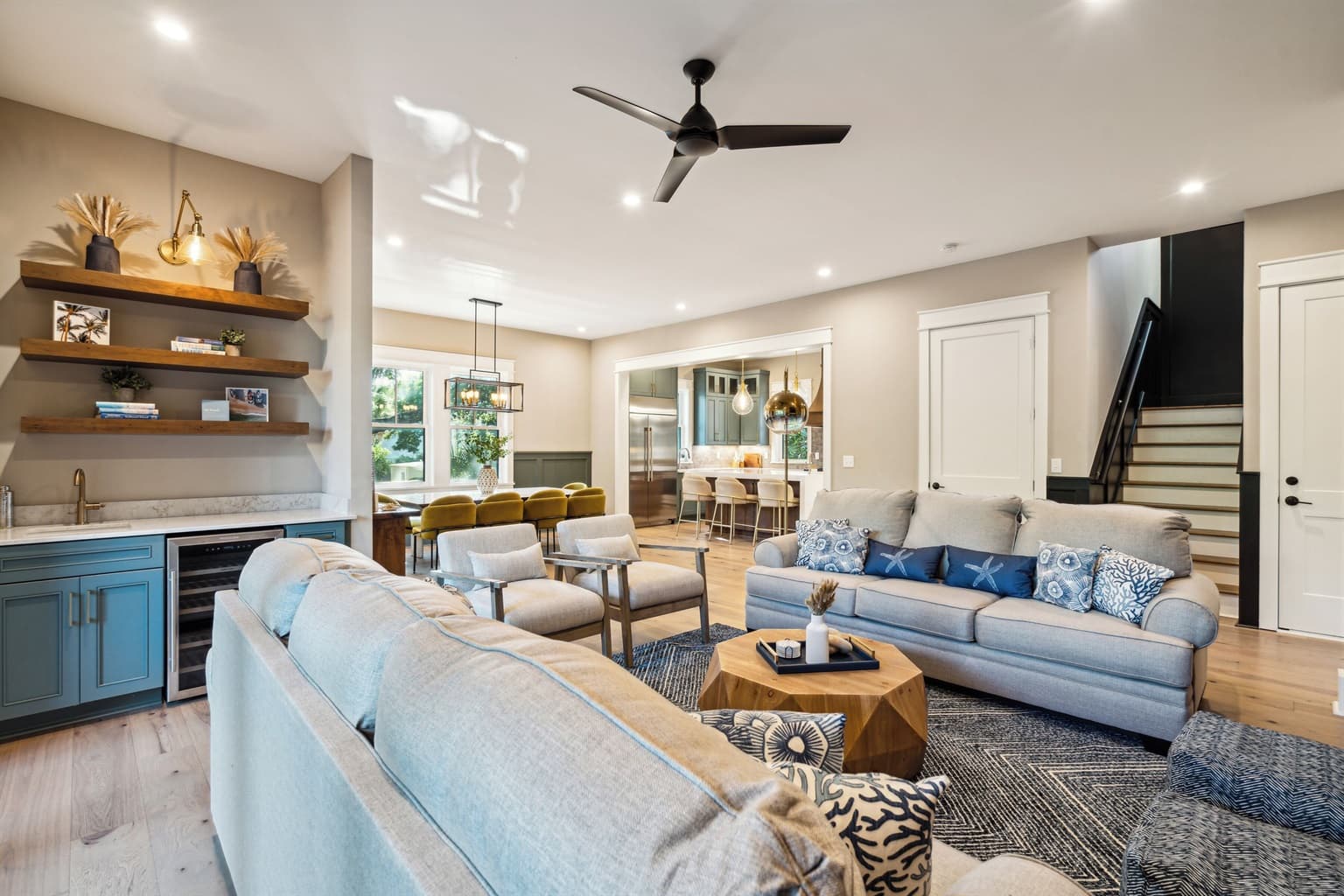 Beach Please - Image 2