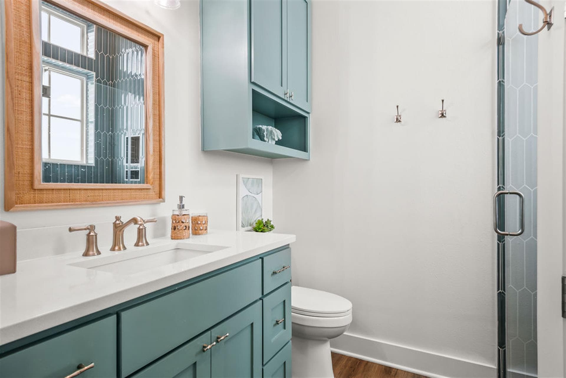 Ocean Paradise - Image 32