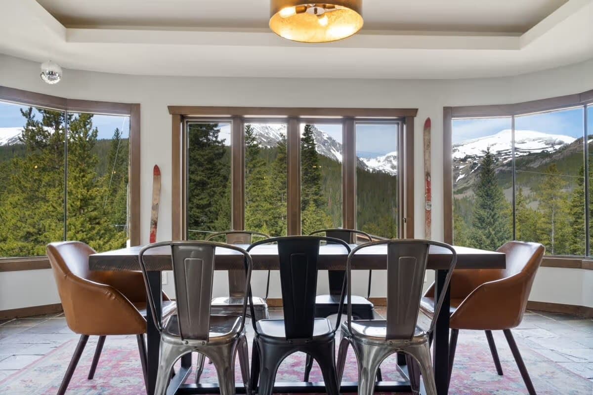 Forestlight Hideaway - Image 10