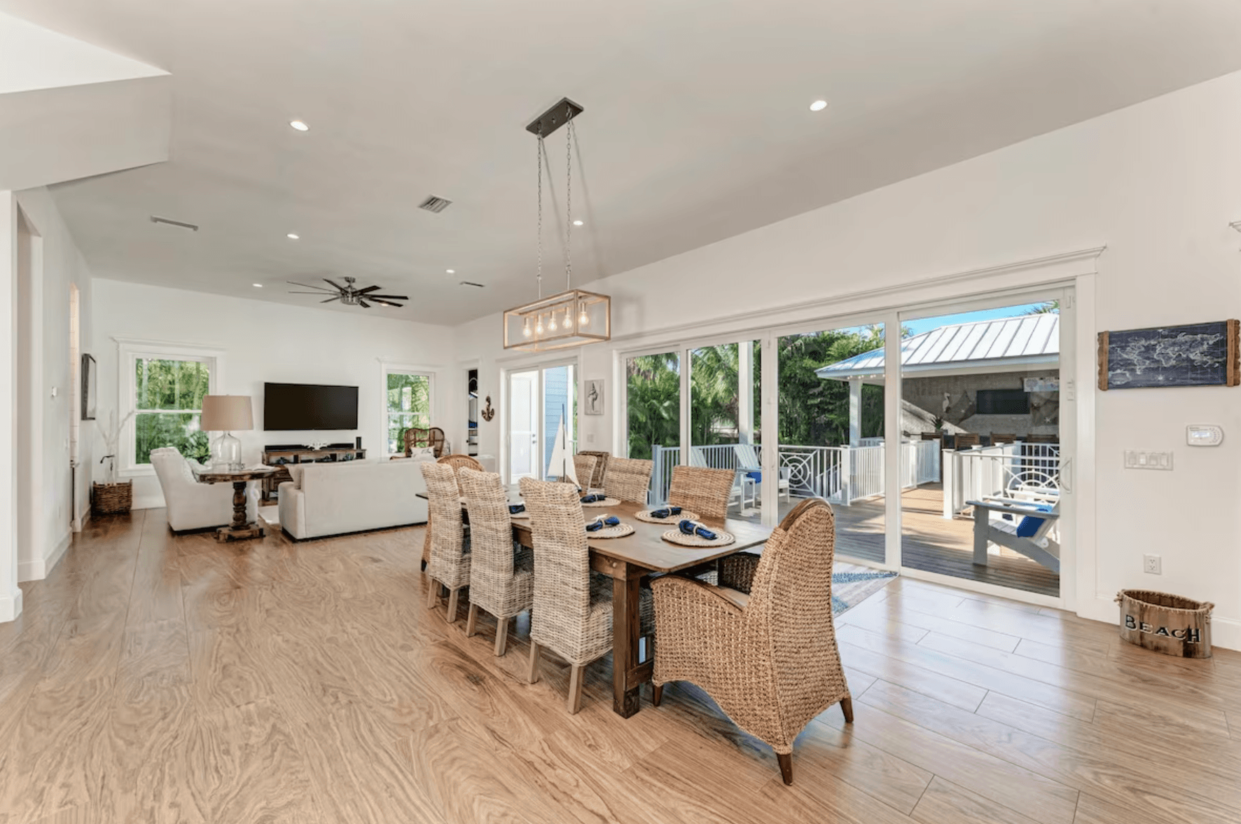 Slice Of Paradise - Image 11