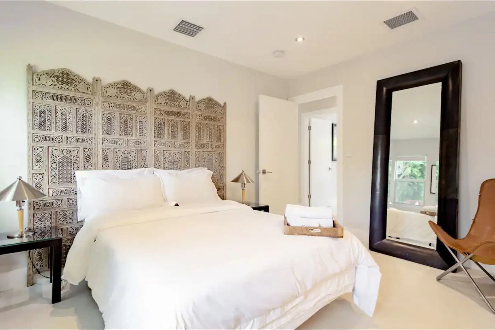 Tree House - Image 29