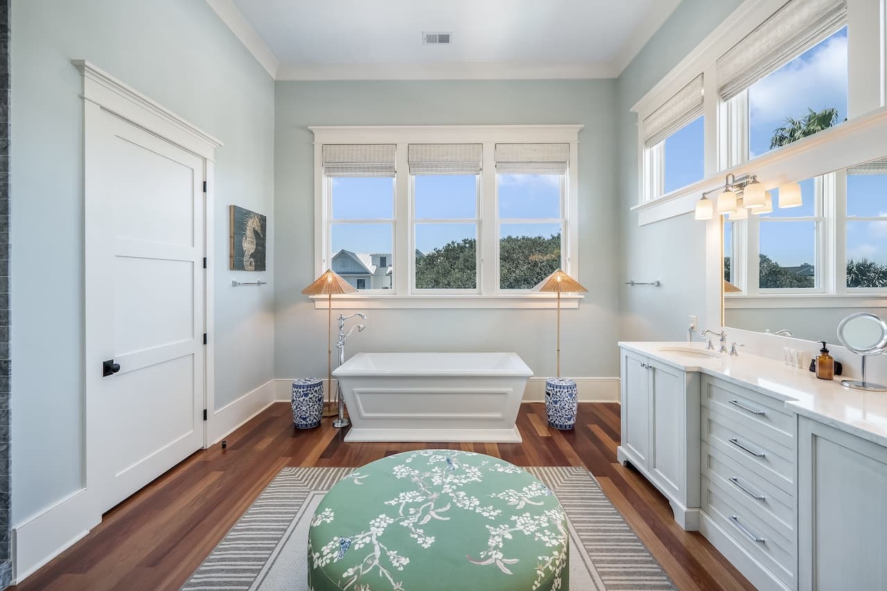 Shore Thing - Image 28