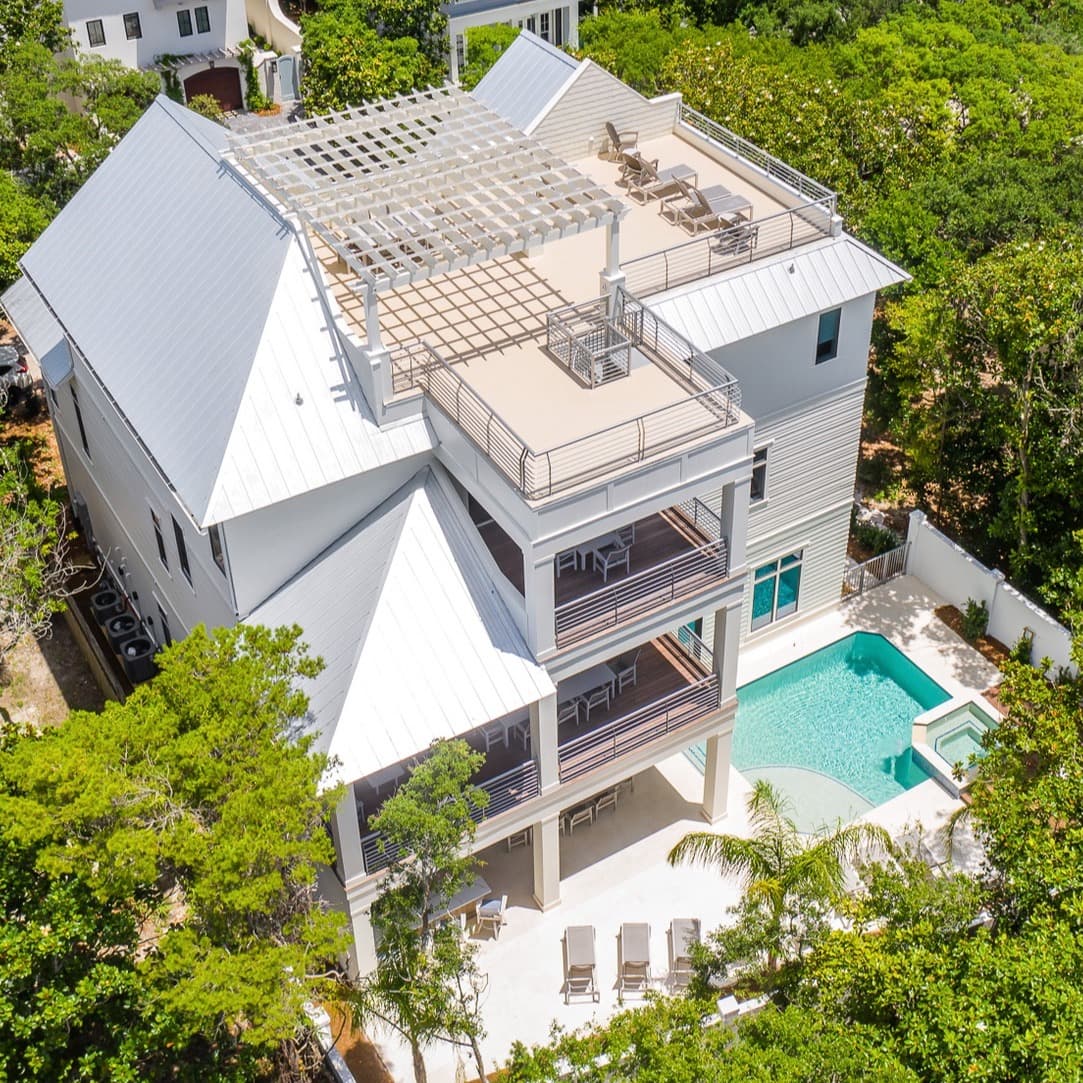 Social Manor - Image 1