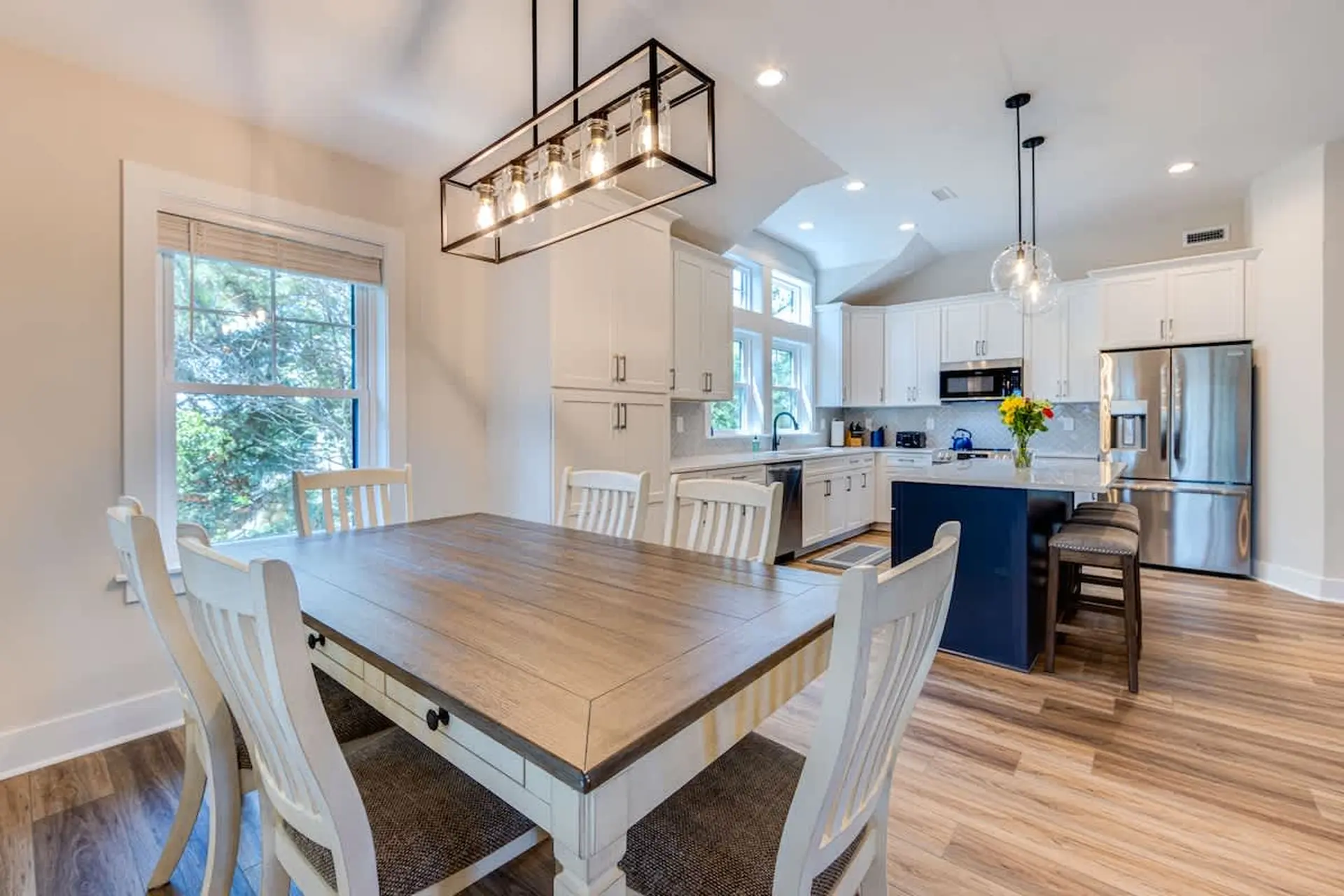 Gone Coastal - Image 11