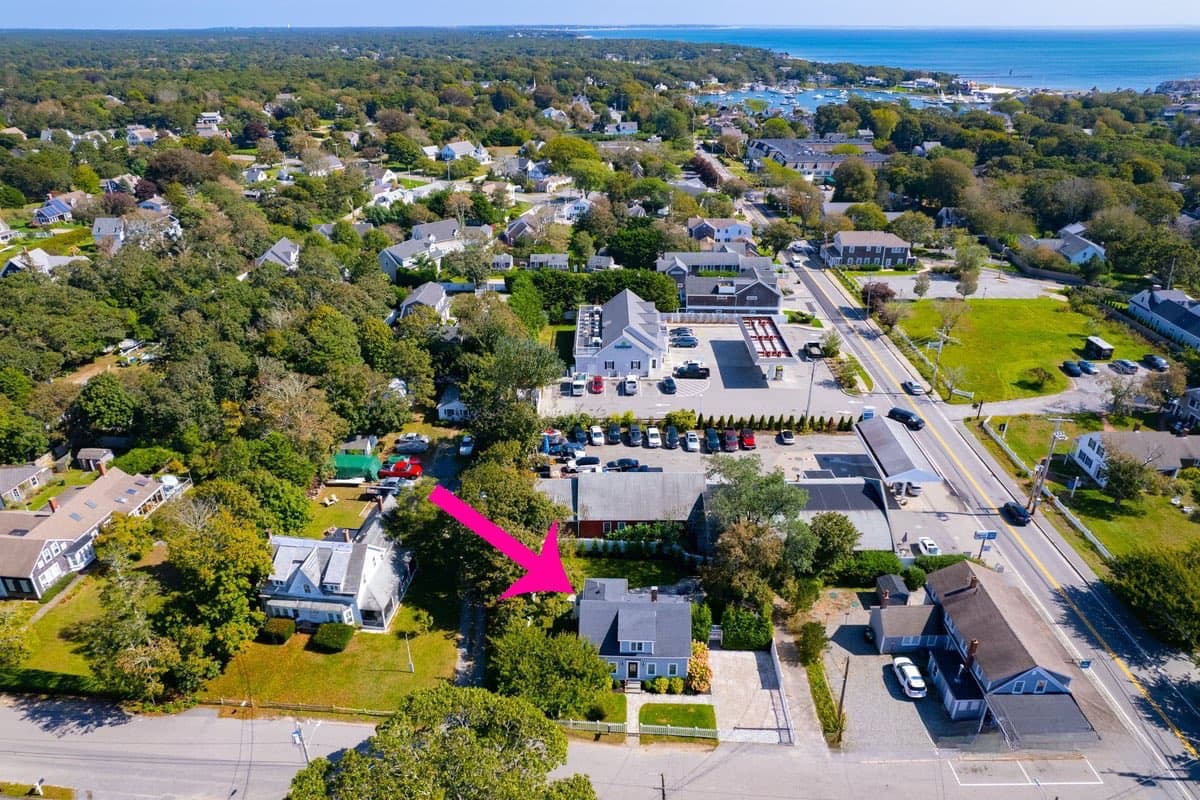 Cross Street Retreat - Image 23