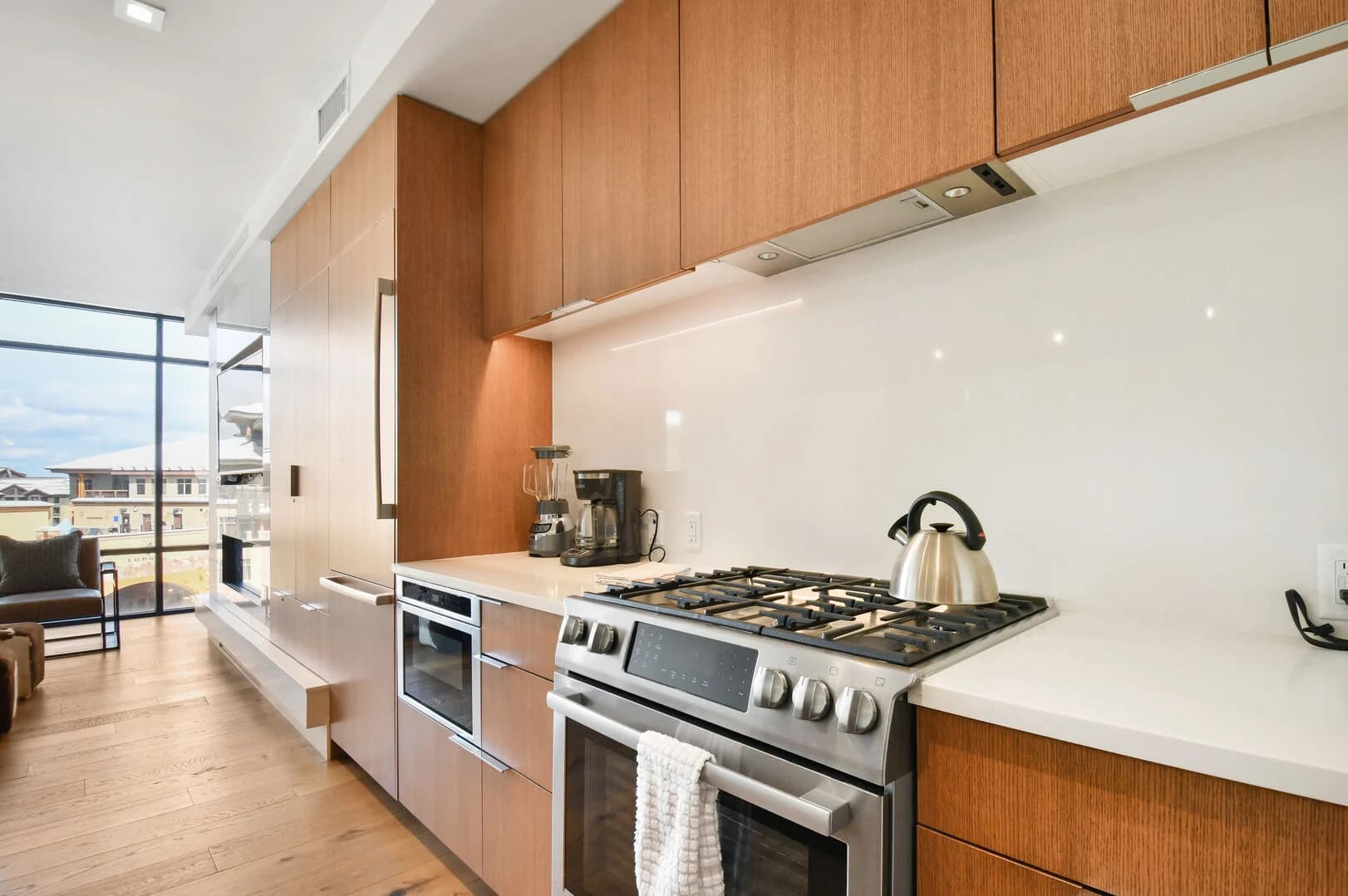 Lift Residence #414 - Image 4