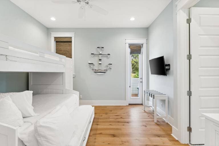 Beach Please - Image 21